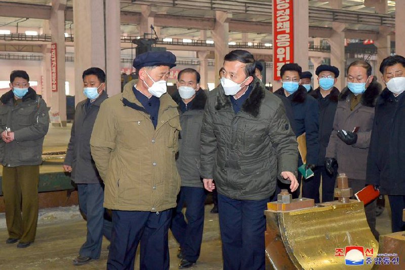 朝鲜宣布将召开党八届七中全会专门讨论“农业问题”后，韩联社引述消息人士报道，朝鲜开城特别市受粮荒和寒潮影响，每日有数十人饿死，多人轻生