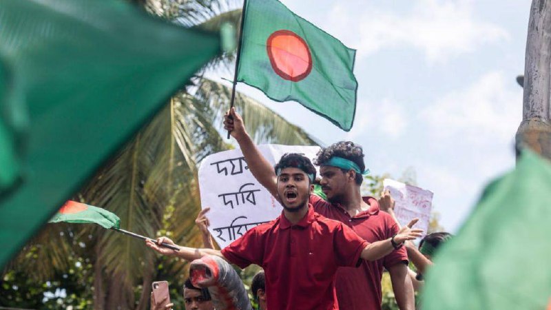 孟加拉国总理谢赫·哈西娜8月5日辞职逃出国，陆军参谋长韦克·乌兹·扎曼随后宣布将成立临时政府管理国家