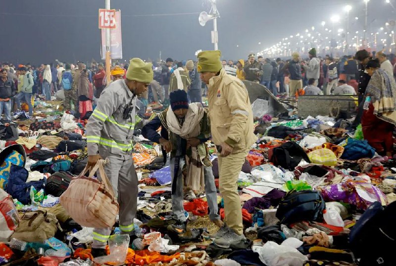印度北方邦普拉亚格拉杰市的大壶节活动现场29日发生踩踏事件