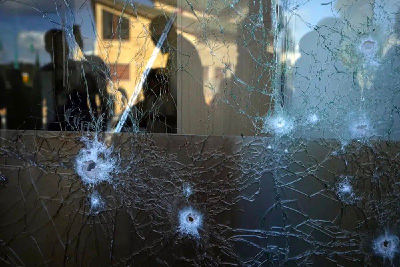 以色列国防军6日夜间出动战机对加沙地带多个巴勒斯坦伊斯兰抵抗运动（哈马斯）的军事目标发动空袭