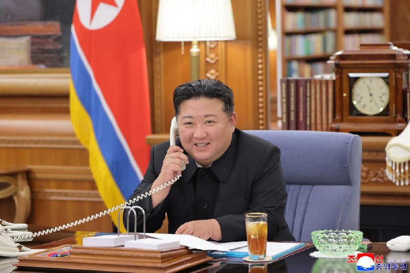 普京8月12日与金正恩通电话