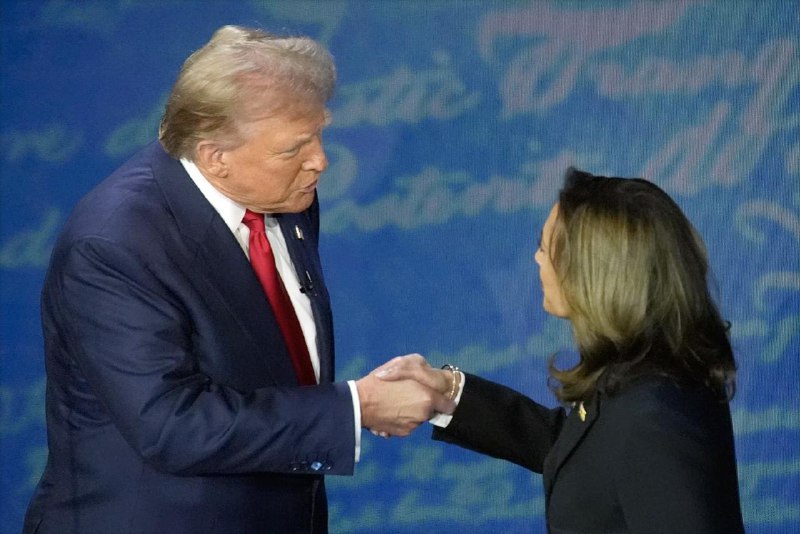 美国总统候选人特朗普和哈里斯10日晚进行首场面对面辩论