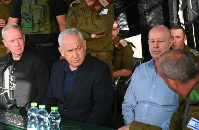 以色列总理内塔尼亚胡10日撤销了解除国防部长约亚夫·加兰特职务的决定