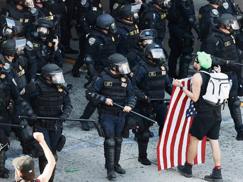 洛杉矶等多地反对移民与海关执法局（ICE）的抗议活动仍在持续