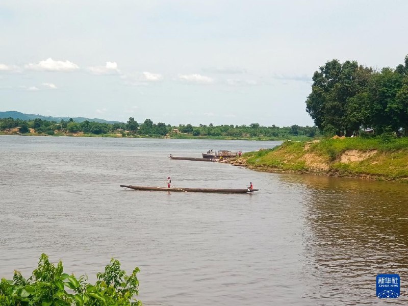 中非共和国首都班吉附近乌班吉河19日下午发生沉船事故，死亡人数已上升至62人