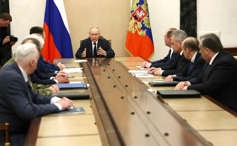 俄罗斯总统普京26日晚发表据称“决定俄罗斯命运”的全国电视讲话