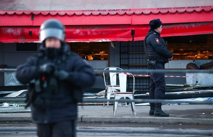 俄罗斯圣彼得堡一家咖啡馆2日发生爆炸，一名著名亲俄军事博主在爆炸中死亡