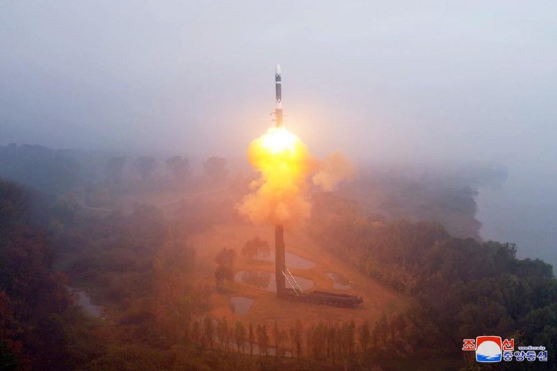 朝鲜10月31日试射的是该国最新型洲际弹道导弹“火星-19”